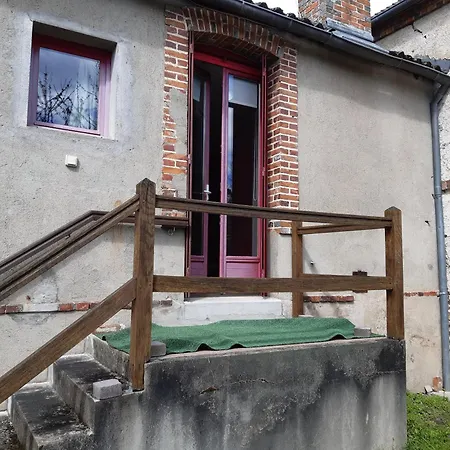 Villa Les Volets Rouges Neuvy-sur-Barangeon Exterior foto